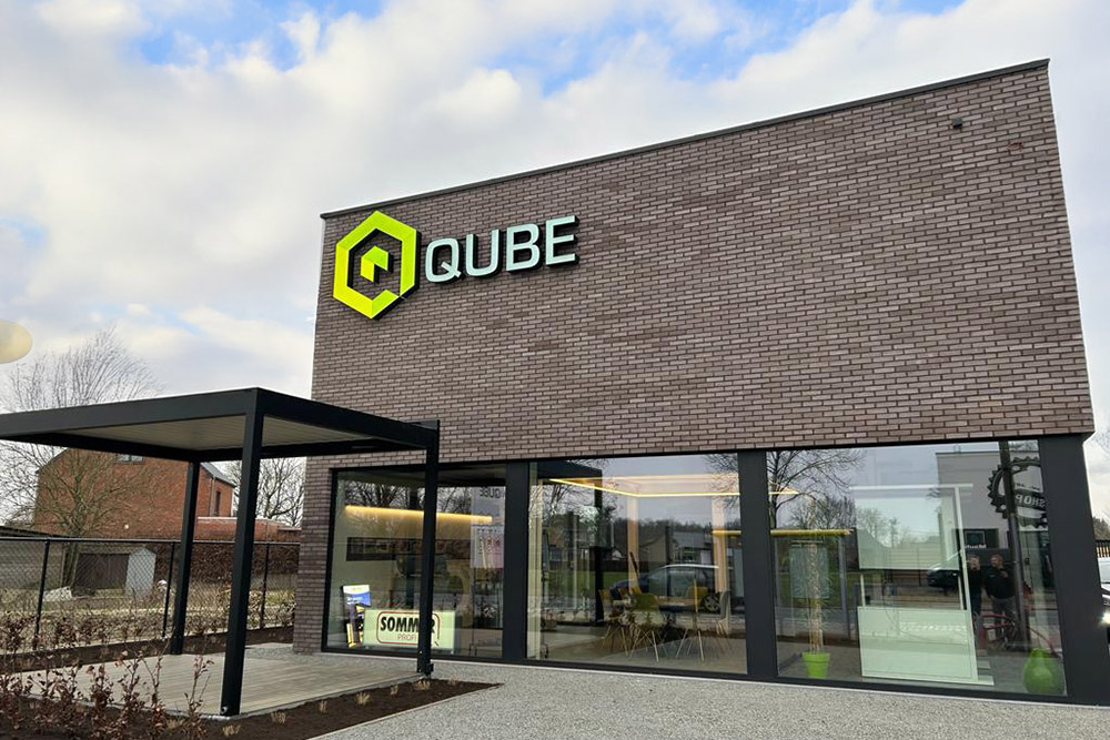 showroom qube outdoor